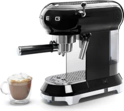SMEG Espresso Kaffeemaschine Schwarz ECF01BLEU 21 SMEG Espresso Kaffeemaschine Schwarz ECF01BLEU -KaffeeGlück Angebote 32f12183c2af3d137eb749b47c22bd8b