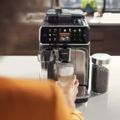 Does Not Apply Philips Series 5400 Kaffeevollautomat – Lattego Milchsystem, 12 Kaffeespezialitäten, Intuitives Display, 4 Benutzerprofile, Chrom (EP5447/90), Chrom / Einzigartig -KaffeeGlück Angebote 785256ad72d809864b8b2198a68c05fe