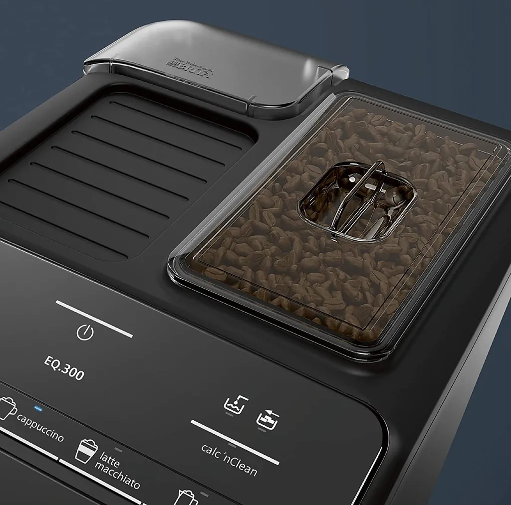 Siemens EQ.300 Kaffeevollautomat TI351509DE, Kompakte Größe, Einfache Bedienung, 1.300 Watt, Schwarz 4 Siemens EQ.300 Kaffeevollautomat TI351509DE, Kompakte Größe, Einfache Bedienung, 1.300 Watt, Schwarz – Bild 4